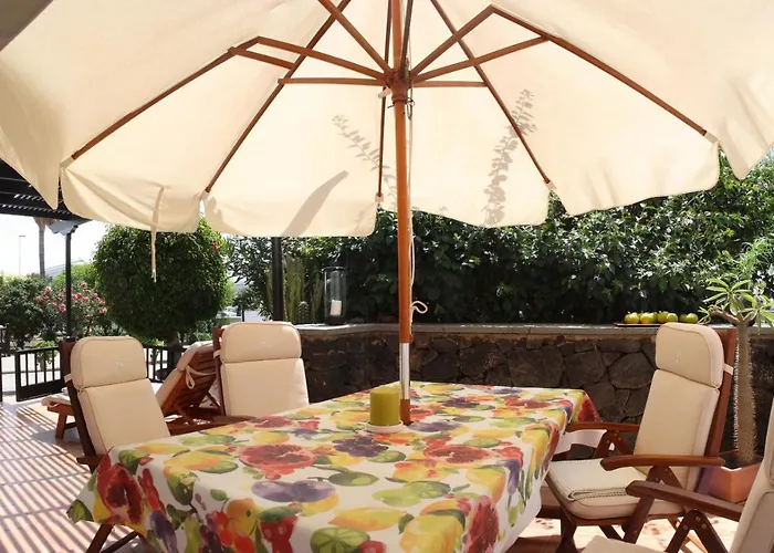 Nº 7 Tajinaste * Puerto del Carmen (Lanzarote)